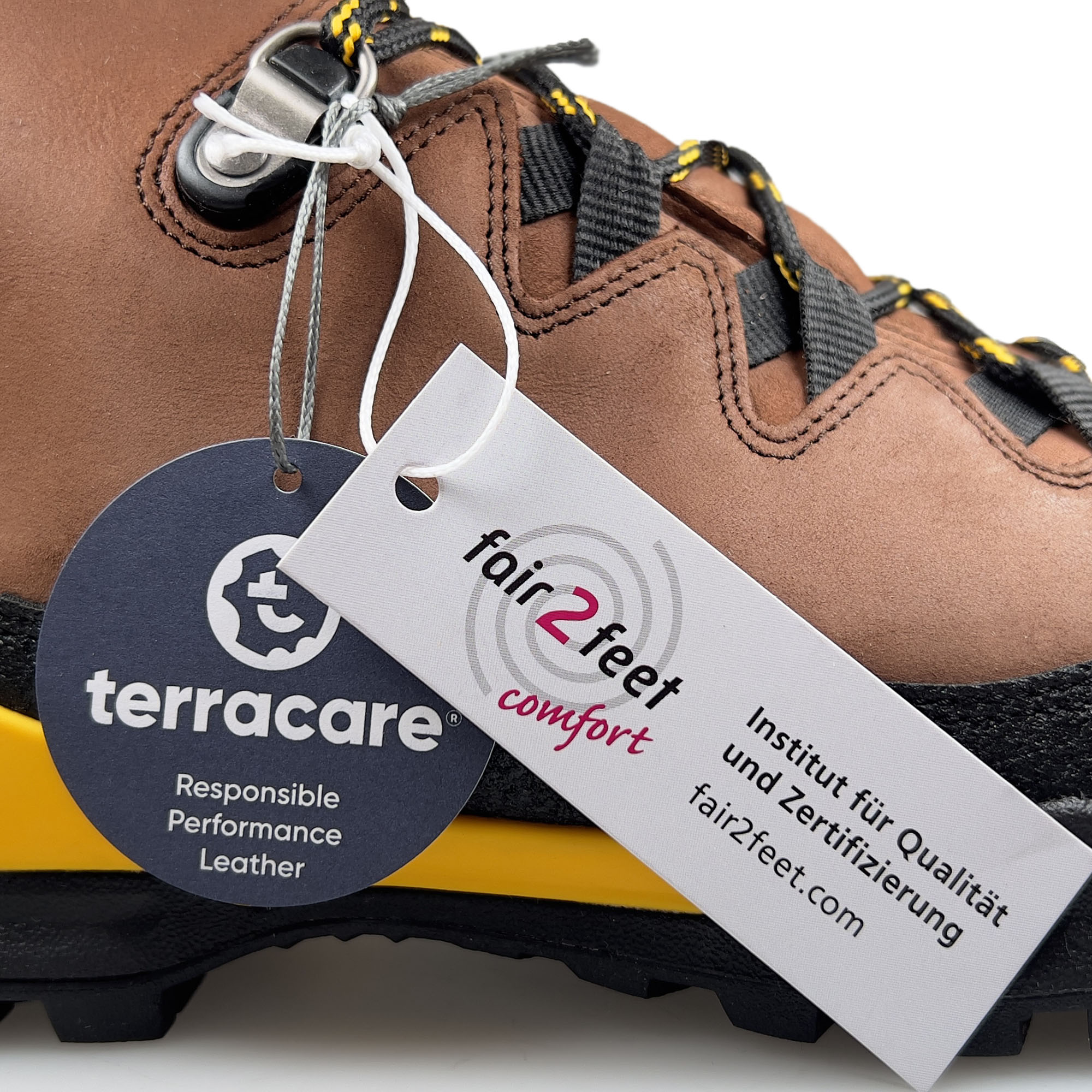 BÄR Schuhe Damenschuhe Wanderstiefel Bergkomfort Wanderstiefel 2.0 dunkelbraun terracare® gewachstes Rindnappa wasserabweisend Produktbild