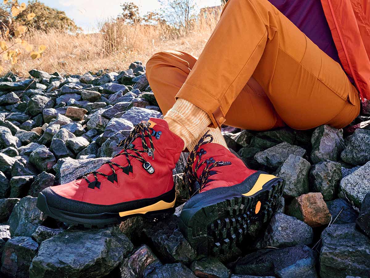 BÄR Schuhe Damenschuhe Wanderstiefel Bergkomfort Wanderstiefel 2.0 rot terracare® Rindnubuk wasserabweisend Emotionsbild